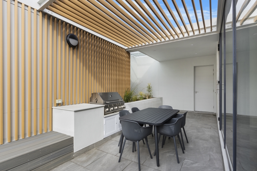 2 Bedroom Property for Sale in Cape Town City Centre Western Cape